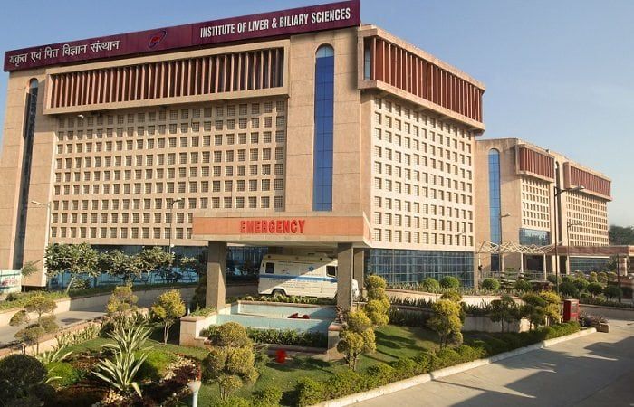 Photo of सीनियर रेजीडैंट के पदों पर MBBS पास करने हेतु ऐसे करे आवेदन