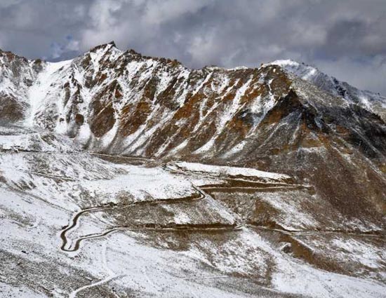 Photo of गर्मियों के दिनों में बनाए देश की इन 6 ठंडी जगहों पर घूमने का प्लान, मिलेगा दिल को सुकून