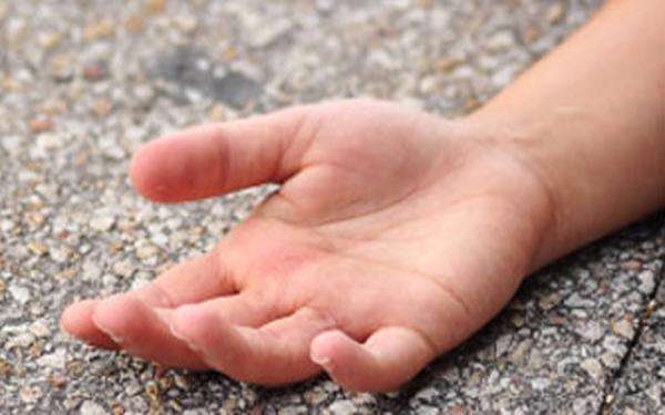 Photo of एक अधूरे शौचालय के टैंक में गिरने से मासूम की मौत