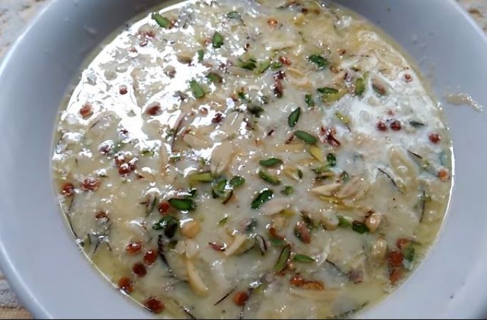 Photo of रोजे इफ्तारी के लिए घर में आसानी से बना सकते हैं शीर खुरमा