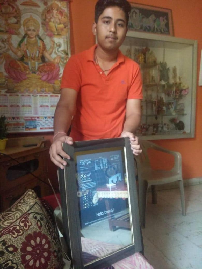 Photo of मौसम के साथ शेयर बाजार में उतार-चढ़ाव समेत अन्य ,नन्हे वैज्ञानिक का आविष्कार, मौसम की तस्वीर दिखाएगा ‘जादुई आईना’