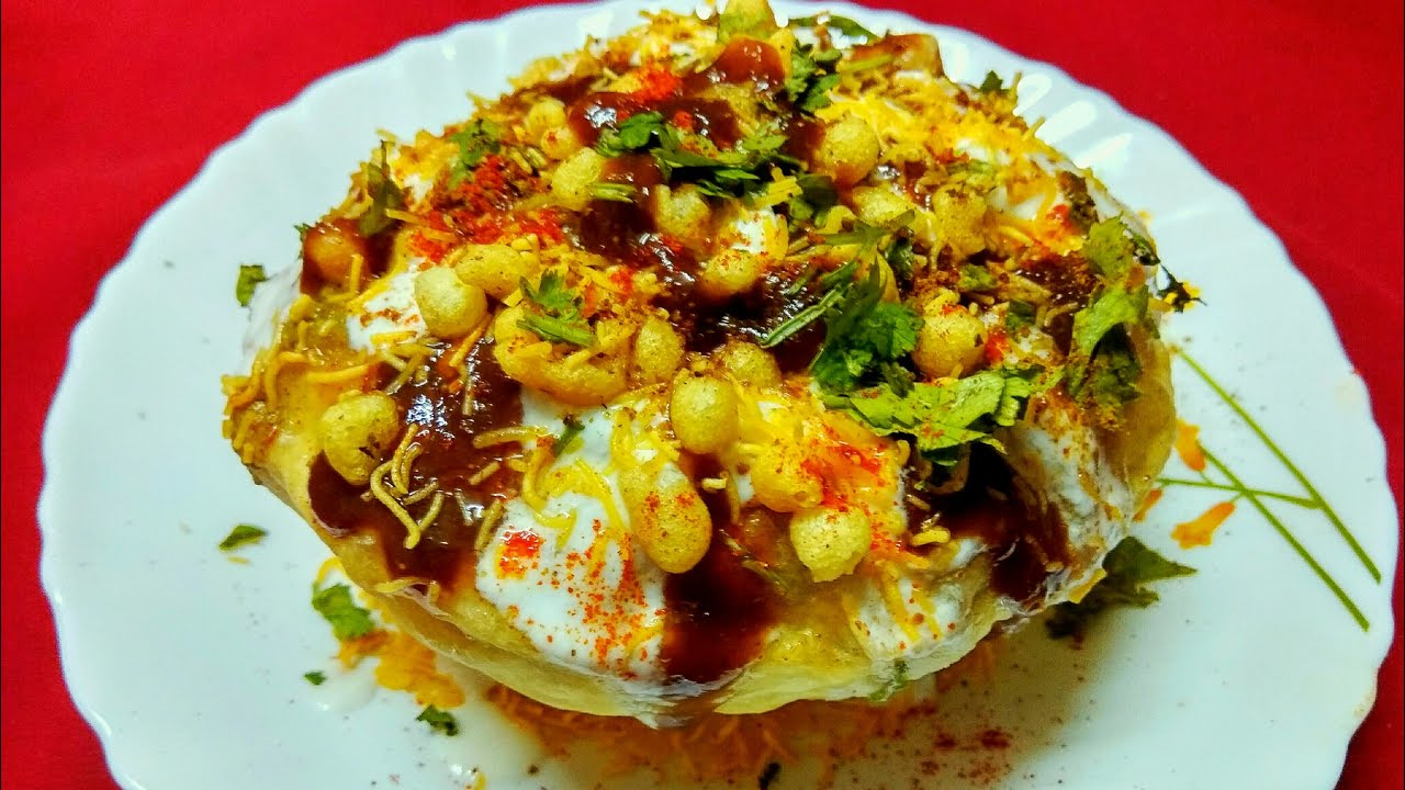 Photo of जब मन करता है कुछ चटपटा खाने का तो याद आती है चटपटी राजस्थानी राजकचौड़ी की……!!!