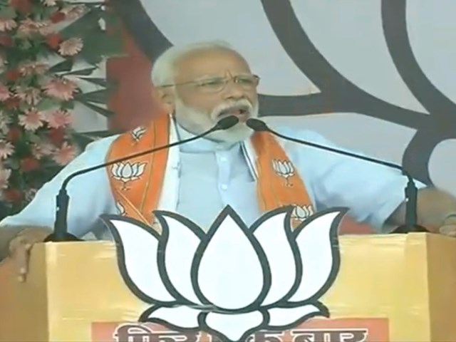 Photo of PM Modi in Madhya Pradesh : PM नरेंद्र मोदी की मध्यप्रदेश के खरगोन में चुनावी सभा