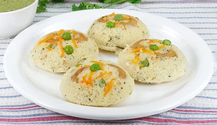 Photo of नाश्ते का लुत्फ़ उठाने के लिए बनाए ‘रवा इडली’, इस तरह बनाए इसे सॉफ्ट