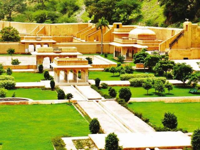 Photo of जयपुर में बसा है बागों का स्वर्ग