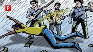 Photo of महिला को बुरी तरह बाल खींच-खींचकर पीटा