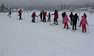 Photo of बना रहे है मन अगर हिल स्टेशन पर जाने का , तो जरुर जाये इन जगहों पर