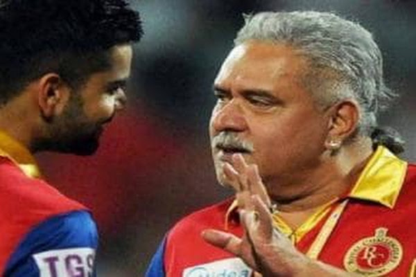 Photo of IPL बेंगलुरु टीम के पूर्व मालिक विजय माल्या ने RCB पर कसा तंज, बताया- कोहली की टीम कागजों पर अच्छी