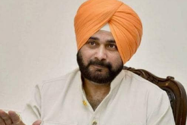 Photo of एक बार फिर सिद्धू ने किया पीएम मोदी पर हमला, कांग्रेस को बताया अरबी घोड़ा