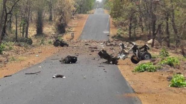 Photo of बड़ी खबर: महाराष्ट्र के गढ़चिरौली में नक्सलियों का बड़ा हमला, शहीद हुए 15 कमांडो