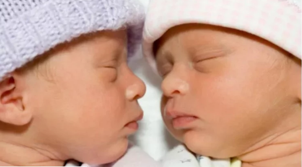 Photo of OMG! भारत के इस गांव में पैदा होते है सिर्फ जुड़वां बच्चे, जानिए  कौन सी है ये जगह