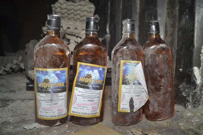 Photo of शराब पकड़े जाने के मामले में पुलिस को सोनू खान की तलाश……