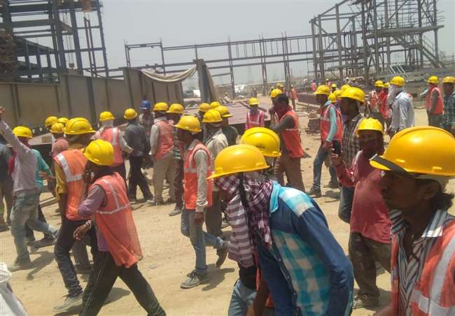 Photo of घाटमपुर क्षेत्र के यमुना तटवर्ती इलाके में निर्माणाधीन पावर प्लांट में एक मजदूर की संदिग्ध हालात में हुई मौत