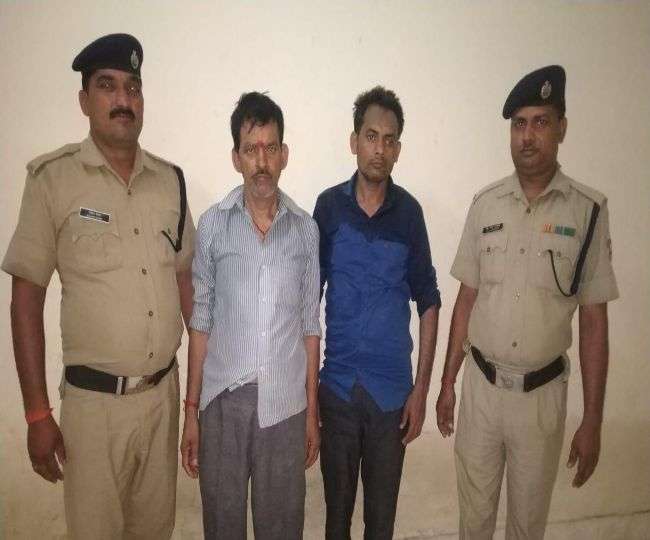 Photo of रेलवे के टिकट की कालाबाजारी के मामले में रेलवे सुरक्षा बल ने सेवा निवृत्त कर्मचारी समेत दो लोगों को किया गिरफ्तार