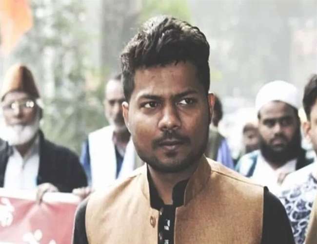 Photo of पत्रकार प्रशांत कन्नौजिया को गिरफ्तार करने की जल्दबाजी में SC की UP सरकार को फटकार, रिहा करने का दिया आदेश