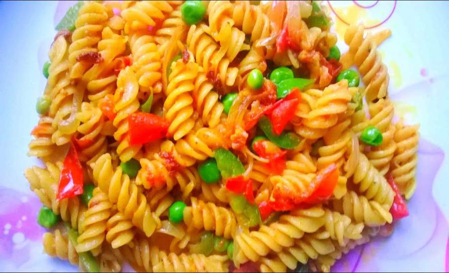 Photo of करें झटपट तैयार स्वादिष्ट शिमला मिर्च पास्ता…