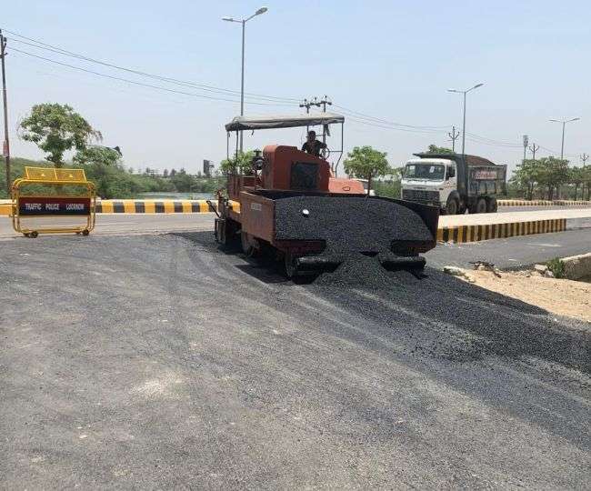 Photo of लखनऊ में एलडीए ने पहली बार वेस्ट पॉलीथिन के प्रयोग से सड़क निर्माण किया शुरू……