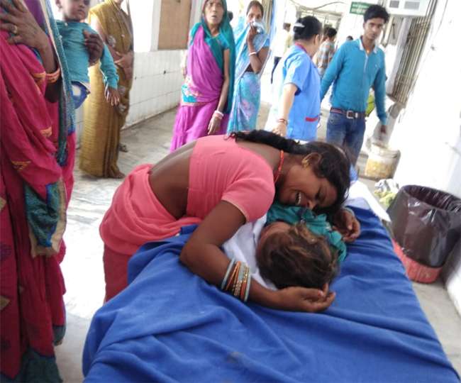 Photo of  बिहार के कई जिलों में चमकी बुखार ने बरपाया कहर, जरा सी सावधानी हो तो जानलेवा नहीं ये बीमारी