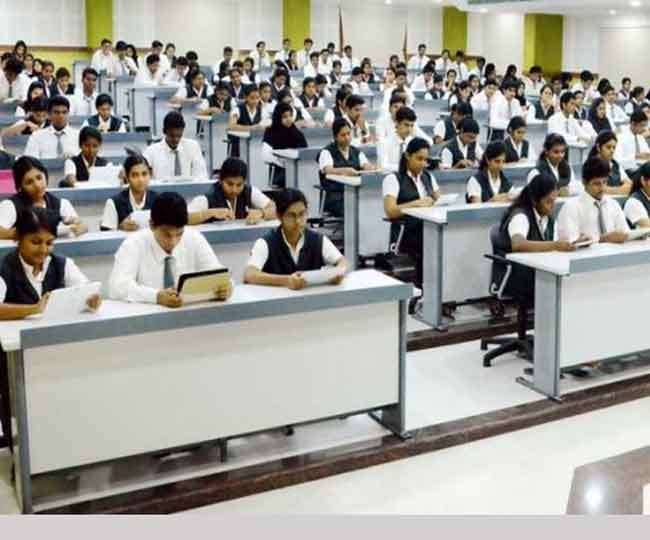 Photo of UK में एमबीबीएस की 75 सीट बढ़ने  से छात्रों को लाभ मिलेगा, काउंसिलिंग से पहले मचा घमासान