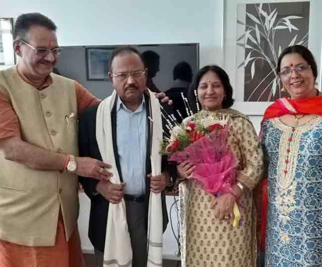 Photo of एनएसए अजीत डोभाल ने मसूरी में बढ़ती आबादी पर जताई चिंता और कहा……