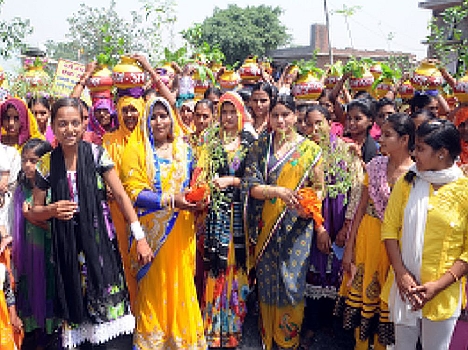 Photo of गुधनी में निकली शोभायात्रा , शुरू हुआ यज्ञ महोत्सव