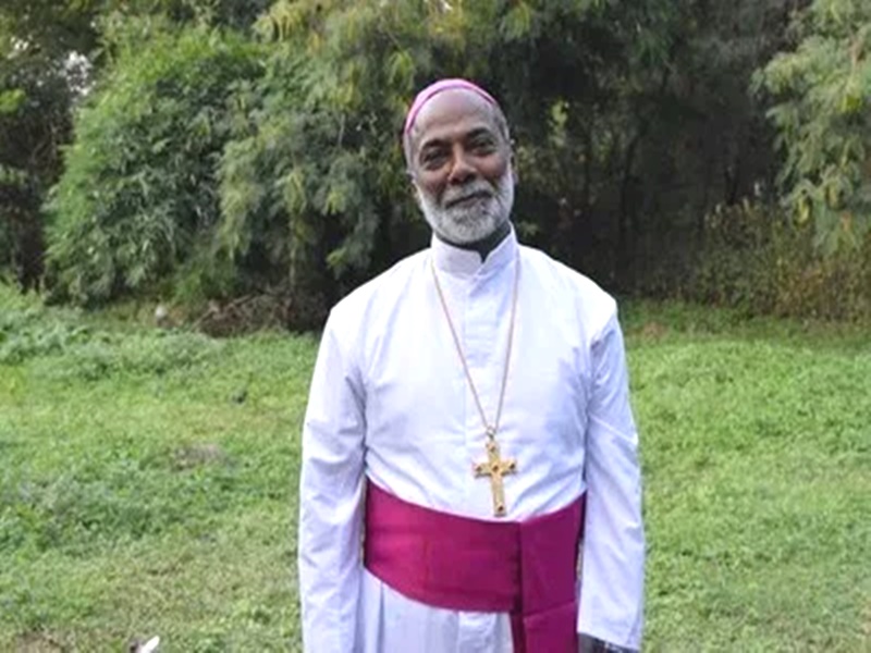 Photo of Bishop Death Mystery : पोहरी सेशन कोर्ट के निर्देश पर हुई इस प्रोसेस के बाद अब पोस्टमार्टम रिपोर्ट का इंतजार