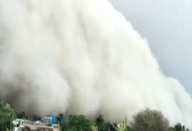 Photo of पाकिस्तान से आ रहा बड़ा तूफान, चपेट में होगा पूरा उत्तर भारत