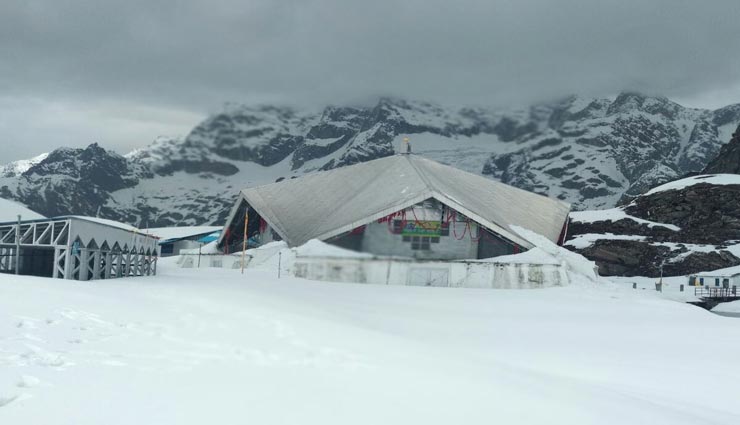 Photo of इन शहरों में पड़ रही कड़ाके की सर्दी,देश की सड़कें उगल रही है आग