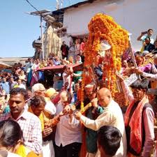 Photo of चारधाम यात्रा 2019: पहला जत्थ रवाना, केदारपुरी के लिए चली बाबा केदार की डोली