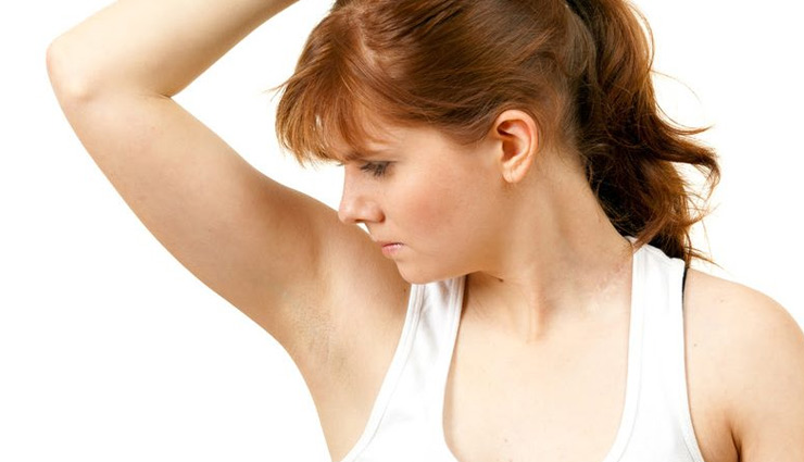 Photo of गर्मियों में पसीने की बदबू बन सकती है शर्मिंदगी की वजह