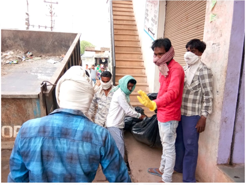 Photo of पूर्व विधायक के लॉज में दूसरी मंजिल पर संदिग्ध परिस्थितियों में मिली दो दिन पुरानी लाश