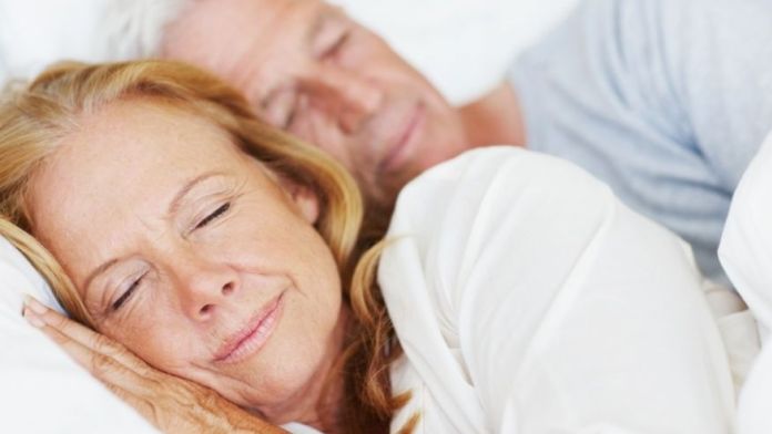 Photo of याददाश्त बढ़ानी है तो भरपूर नींद है जरूरी, बुढ़ापे में सबसे जरूरी है स्वस्थ्य नींद