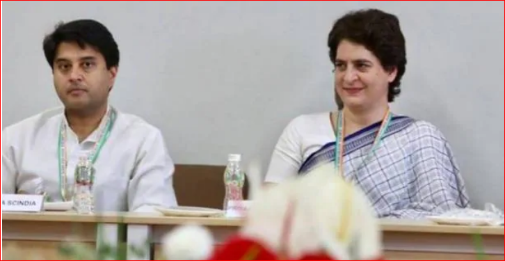 Photo of रिपोर्ट के मुताबिक सिंधिया की समीक्षा बैठक में मौजूद नहीं रहे सीनियर कांग्रेसी, प्रियंका बन सकती हैं CM कैंडिडेट