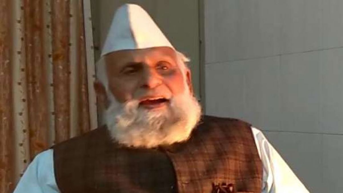 Photo of वंदे मातरम का विरोध करने वाले सपा सांसद बर्क का, कार्यकर्ताओं ने फूंका पुतला