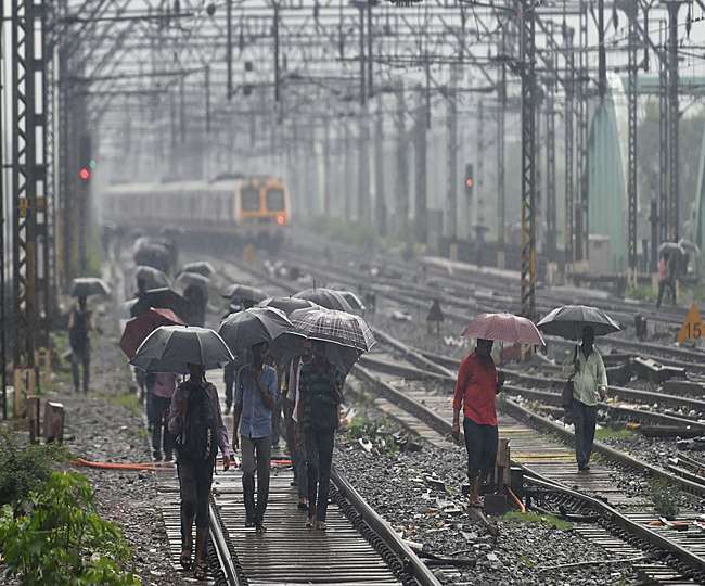 Photo of मुंबई में पिछले कुछ दिनों से लगातार हो रही मूसलाधार बारिश, अगले 24 घंटे में भारी बारिश की आशंका