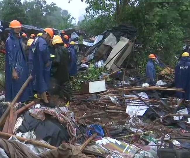 Photo of मुंबई और पुणे समेत महाराष्‍ट्र के अलग-अलग जगहों पर वर्षा जनित हादसों में कुल 30 लोगों की मौत….
