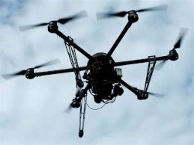 Photo of जम्मू-कश्मीर पुलिस ने मंगलवार शाम को चीन निर्मित ड्रोन को किया जब्त, सर्च आपरेशन जारी