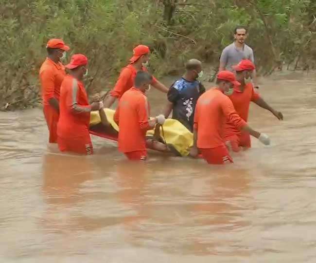 Photo of प्रशासन की बड़ी लापरवाही के चलते गई लोगों की जान, एक साल से थी बांध में दरार