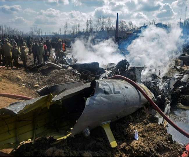 Photo of वायुसेना के वरिष्ठ अधिकारियों ने बताया- इस हादसे के लिए जिम्मेदार अधिकारियों को कठोर दिया जाएगा दंड