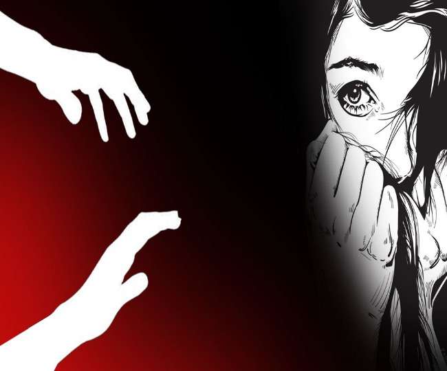 Photo of गोंडा में मदरसे से लौट रही बच्‍ची के साथ हुआ दुष्‍कर्म, पॉक्‍सो एक्‍ट में मुकदमा दर्ज….