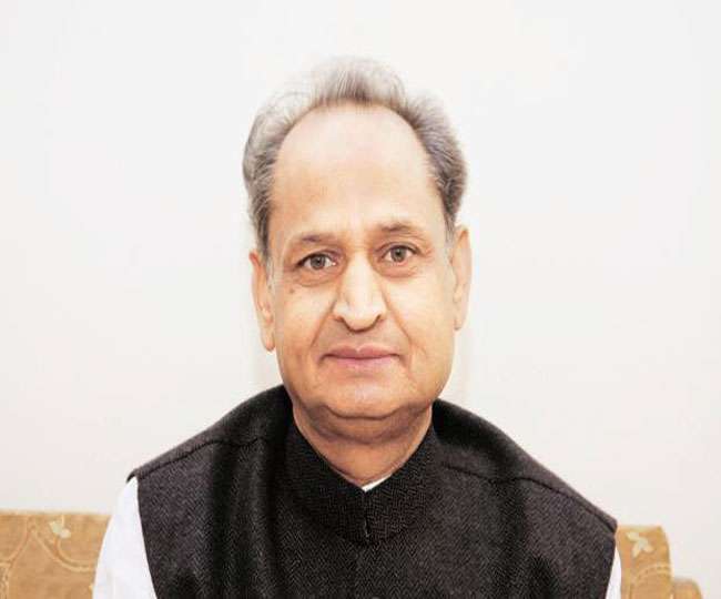 Photo of राजस्थान के सीएम अशोक गहलोत ने कहा- चौपट हो रही देश की अर्थ व्यवस्था….