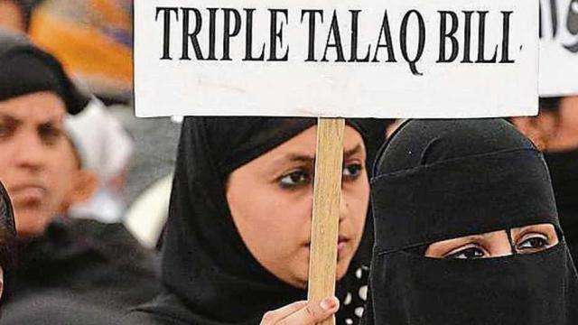 Photo of ‘ट्रिपल तलाक’ से महिलाओं का शोषण रुकने का नाम ही नही ले रहा, एक और मामला आया सामने