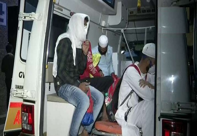 Photo of अब कानपुर में जमातियों ने स्वास्थ्यकर्मियों के साथ की बदसलूकी