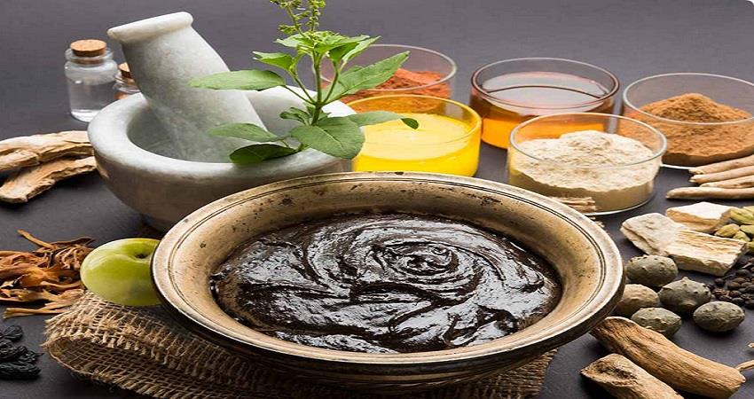 Photo of कोरोना को भगाना है इम्युनिटी को बढ़ाएं, लीजिए गर्म पानी, हल्दी का दूध और च्यवनप्राश की डोज