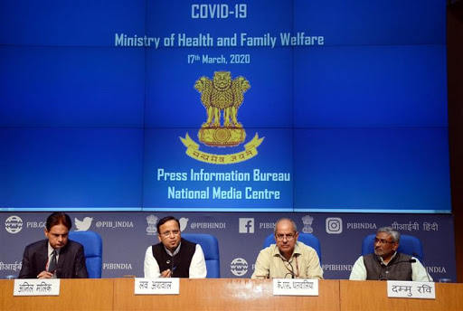Photo of देश के 734 जिलों में चल रही है कोरोना से जंग