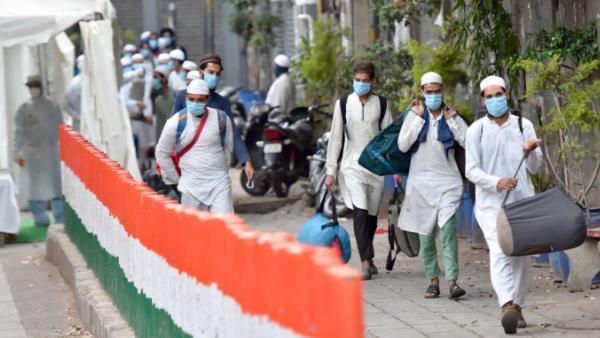 Photo of मौलाना साद ने खुद को किया क्‍वारंटाइन, जमात में शामिल लोग नहीं करा रहे टेस्ट