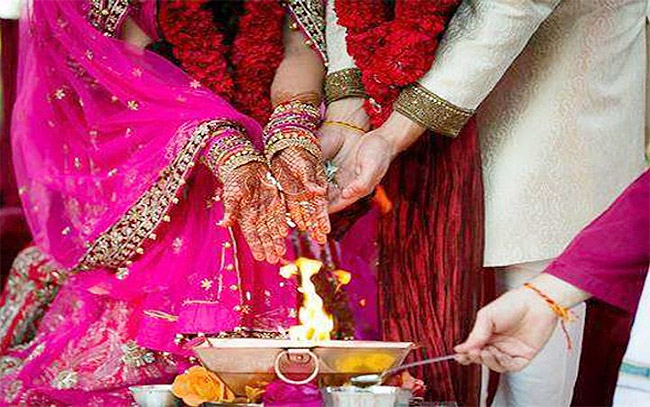 Photo of शादी होने के बाद दूल्हे और बारातियों की इसलिए हो गयी पिटाई