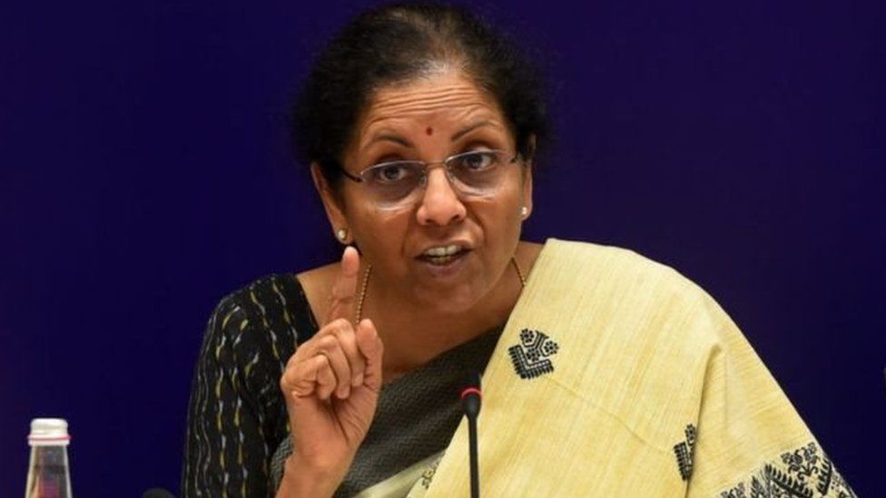 Photo of कोरोना की लड़ाई जारी: केंद्र सरकार ने नई योजनाओं की शुरुआत पर 9 महीनों तक की रोक लगायी