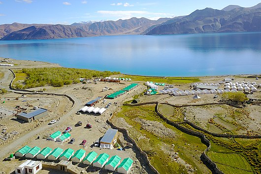 Photo of चीन ने अब पैंगोंग झील के 8km इलाके को किया ब्लॉ‍क