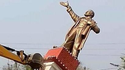 Photo of सब ताज उछाले जायेंगे सब तख्त गिराए जायेंगे